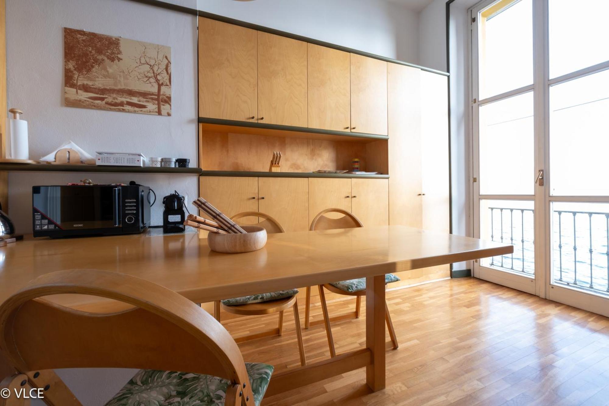 ヴァレンナLa Casa Di Annaアパートメント エクステリア 写真
